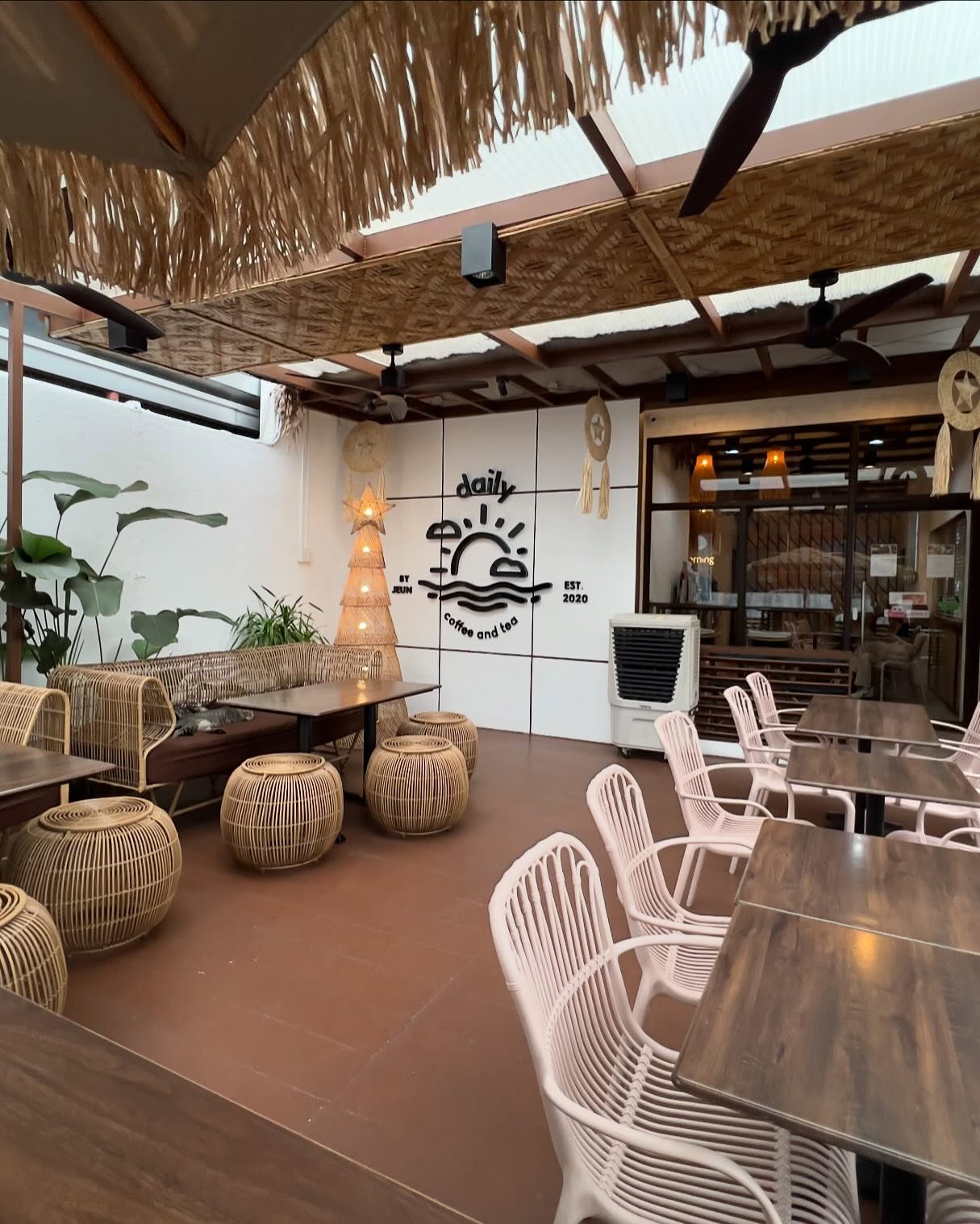 Daily Coffee and Tea, Laguna